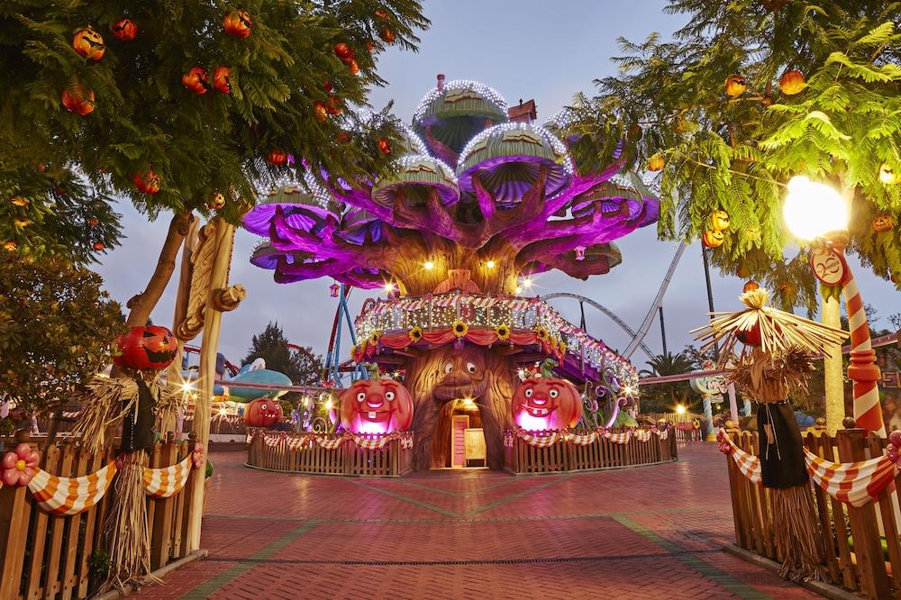 Portaventura El Paso - Includes Unlimited Access To Portaventura Park & 1 Access To Ferrari Land 4* Salou